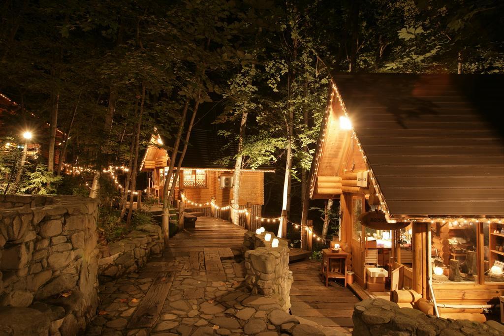 Shin Furano Prince Hotel Kültér fotó The Village at Big Sur