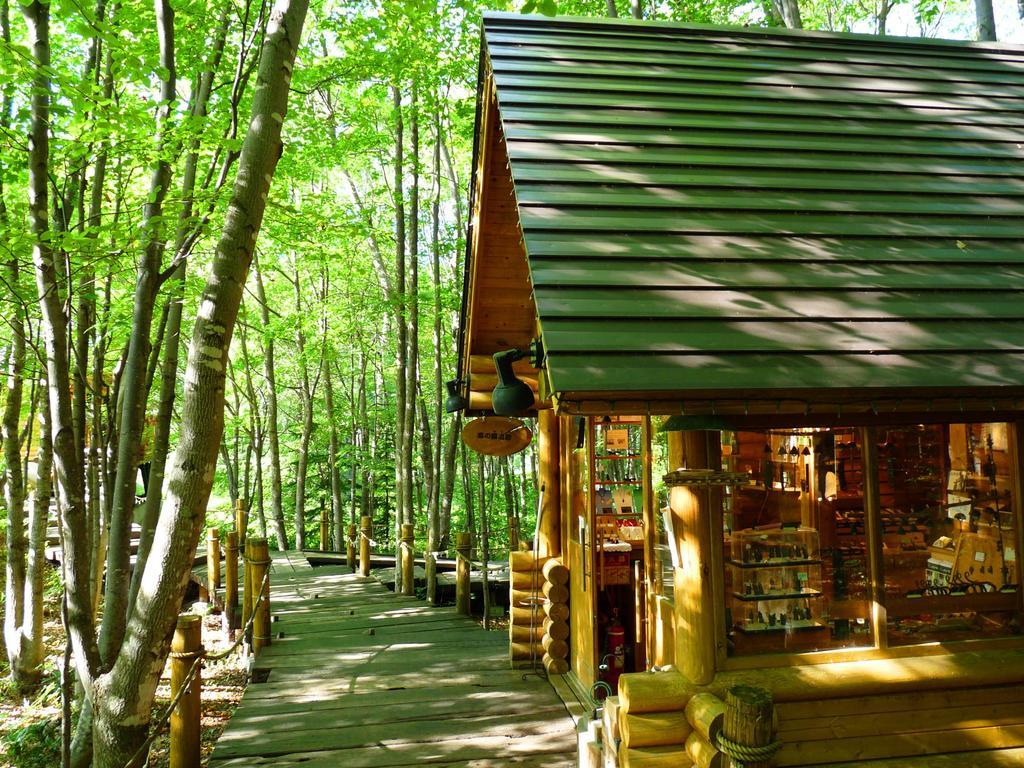Shin Furano Prince Hotel Kültér fotó The Log Cabin